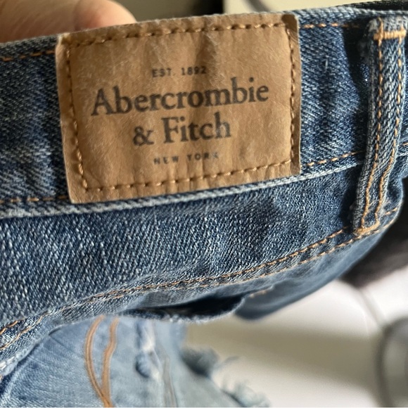 A & F Abercrombie & Fitch Denim Jean Shorts Stones Pearls embellished Sz. 4 W27 - Picture 4 of 9